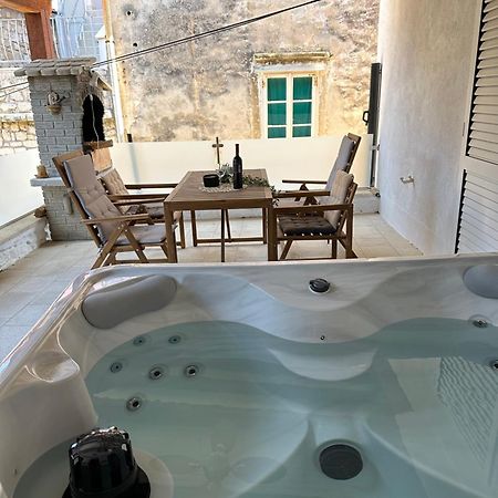 Luxury Old Town Rab Studio Apartments Rab Town Extérieur photo